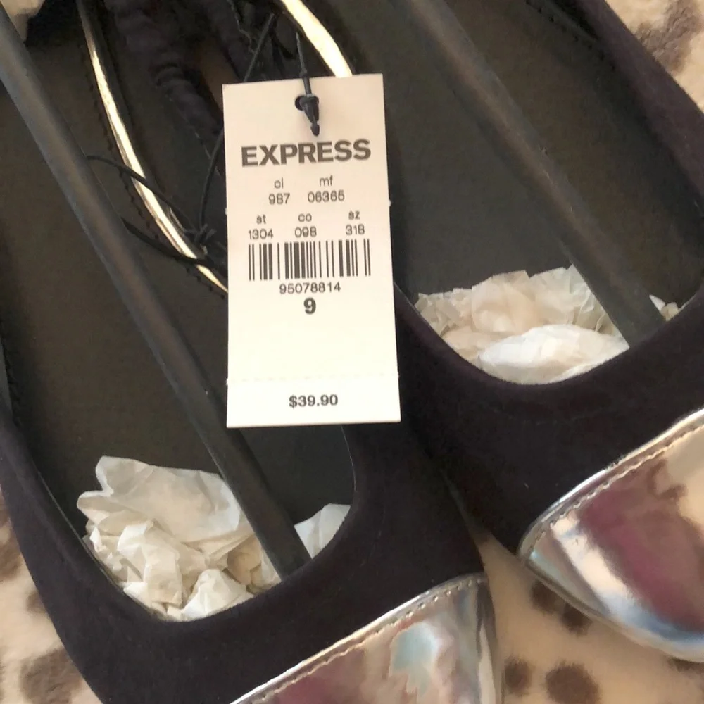 Express Black Faux Suede Silver Metallic Round Toe Ballet Flats Size 9